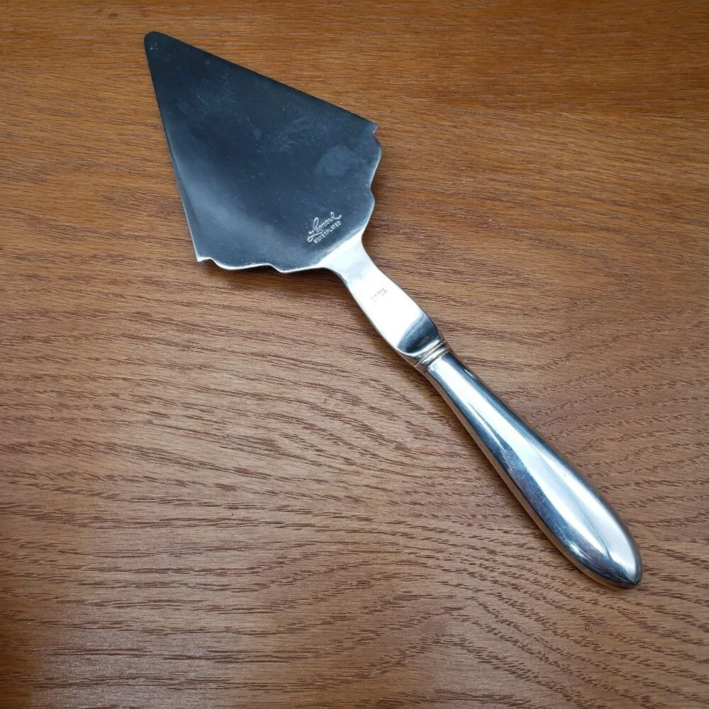 Vintage Leonard Silverplate Pie Server Engraved Cake Dessert Server